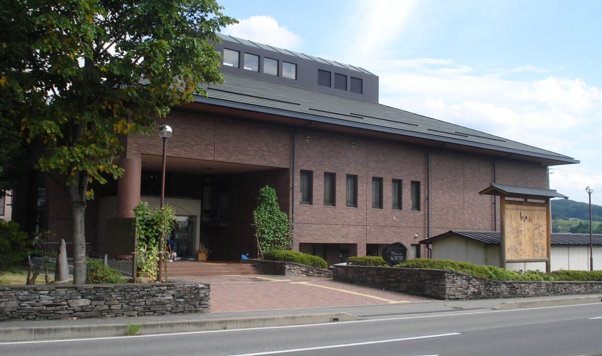 松本市立考古博物館の写真1