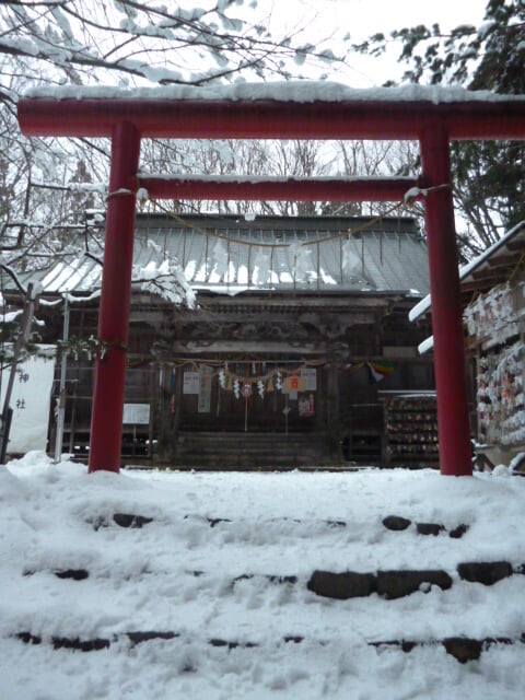 磐椅神社の写真1