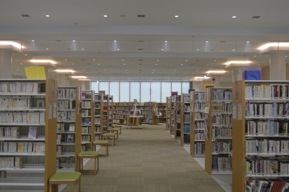 西脇市図書館の写真4