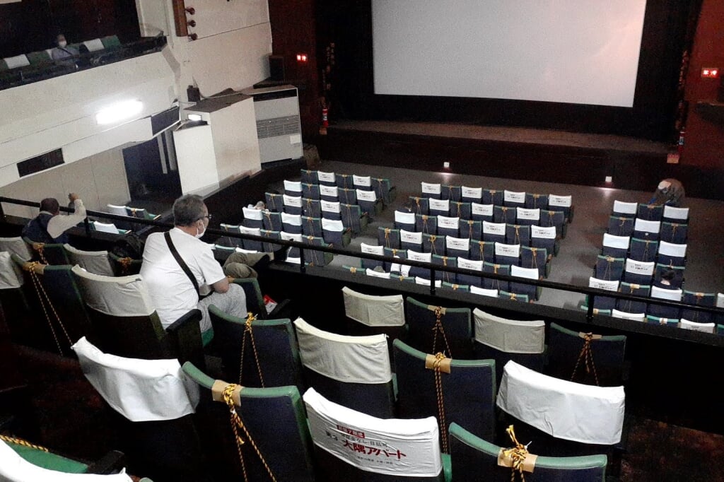 新世界国際劇場の写真4