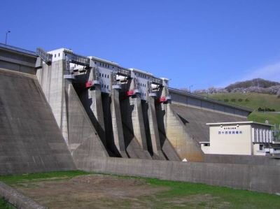 四十四田ダムの写真3