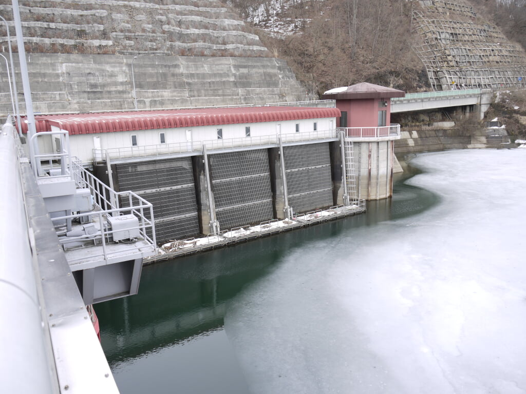 御所ダムの写真5