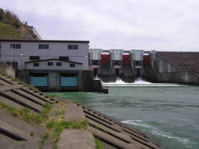 御所ダムの写真1