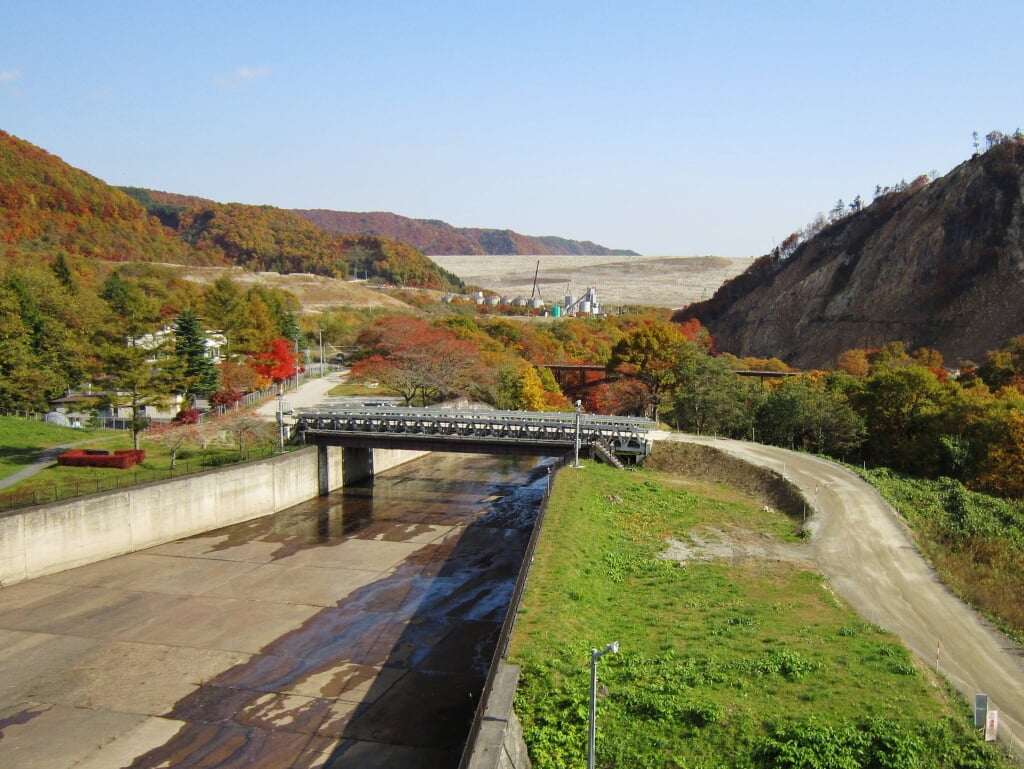 胆沢ダムの写真1