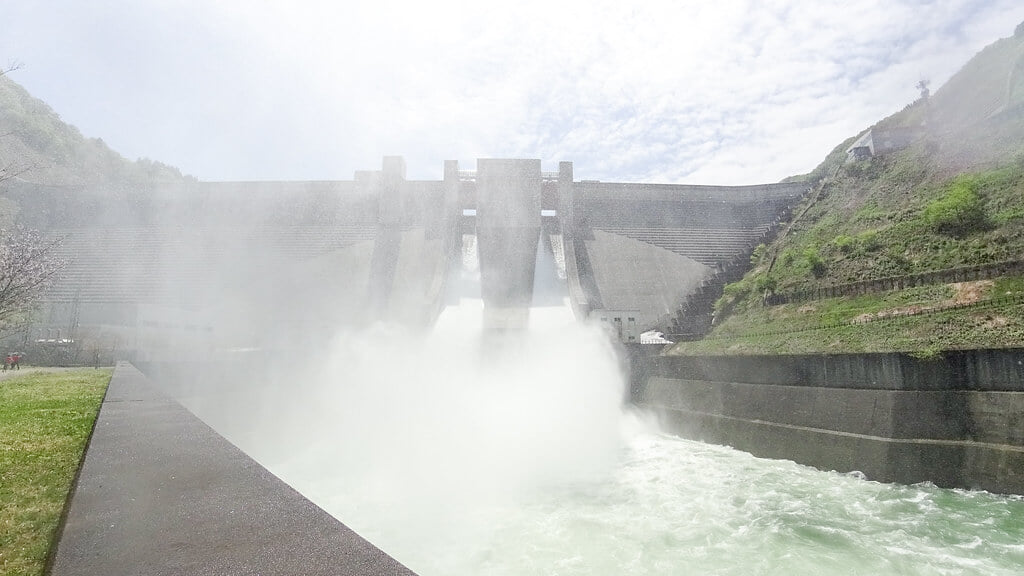 月山ダムの写真1