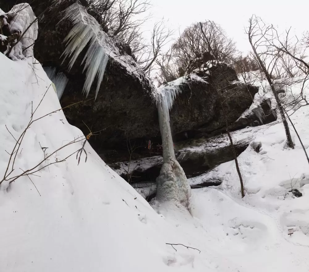 乳穂ヶ滝の写真1