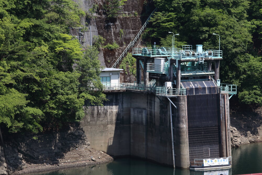 猿谷ダムの写真2