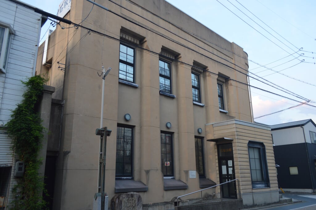 桑名市石取会館の写真3