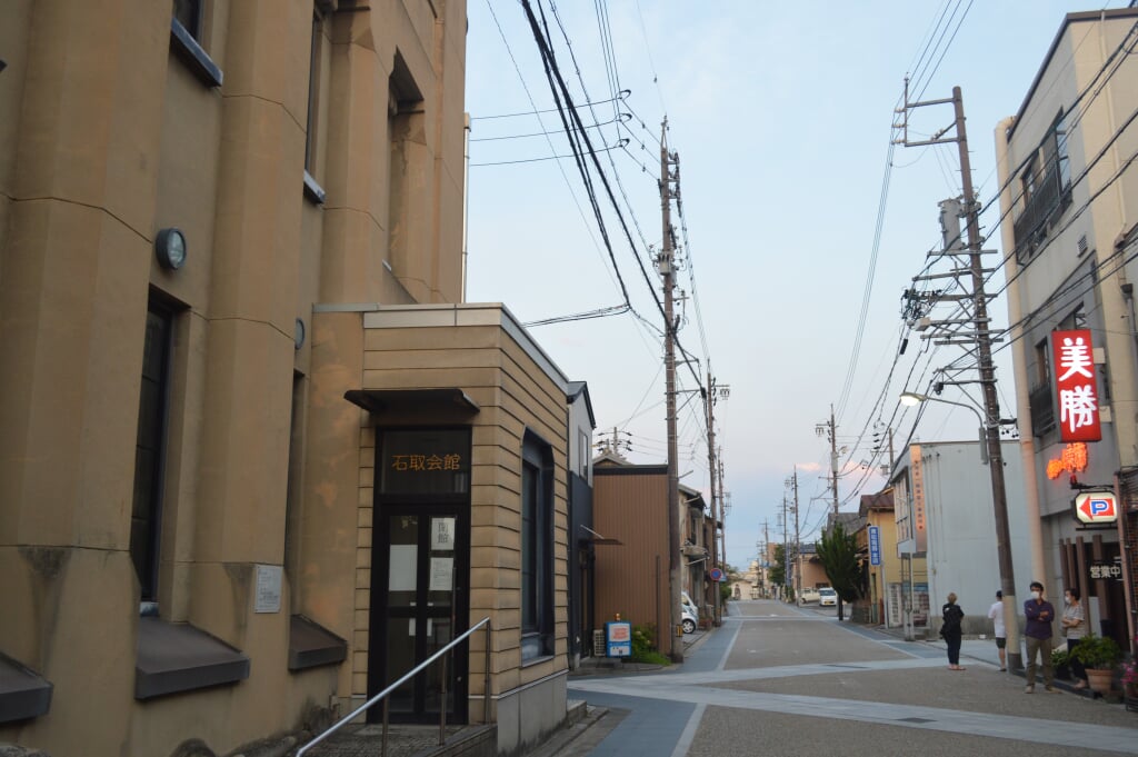 桑名市石取会館の写真5