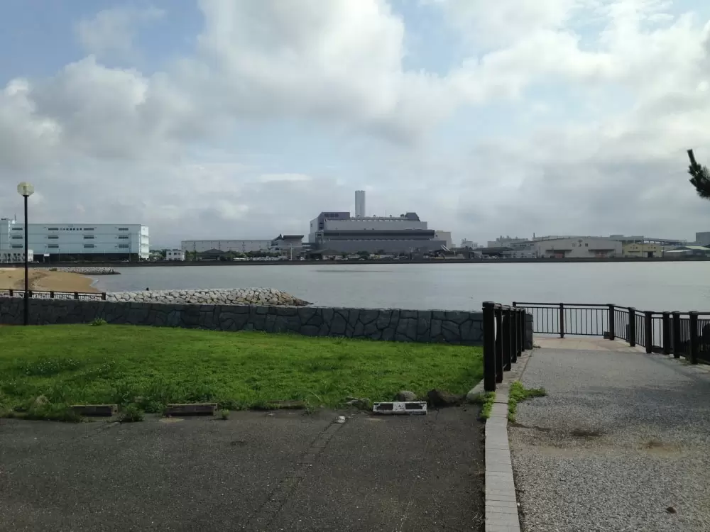 名島運動公園の写真1