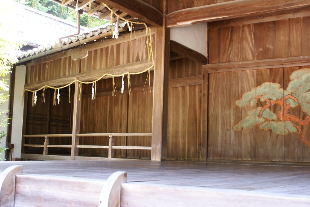 日牟禮八幡宮の写真3