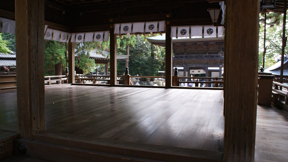 日牟禮八幡宮の写真6