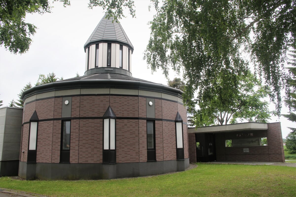 チョウザメ館の写真1