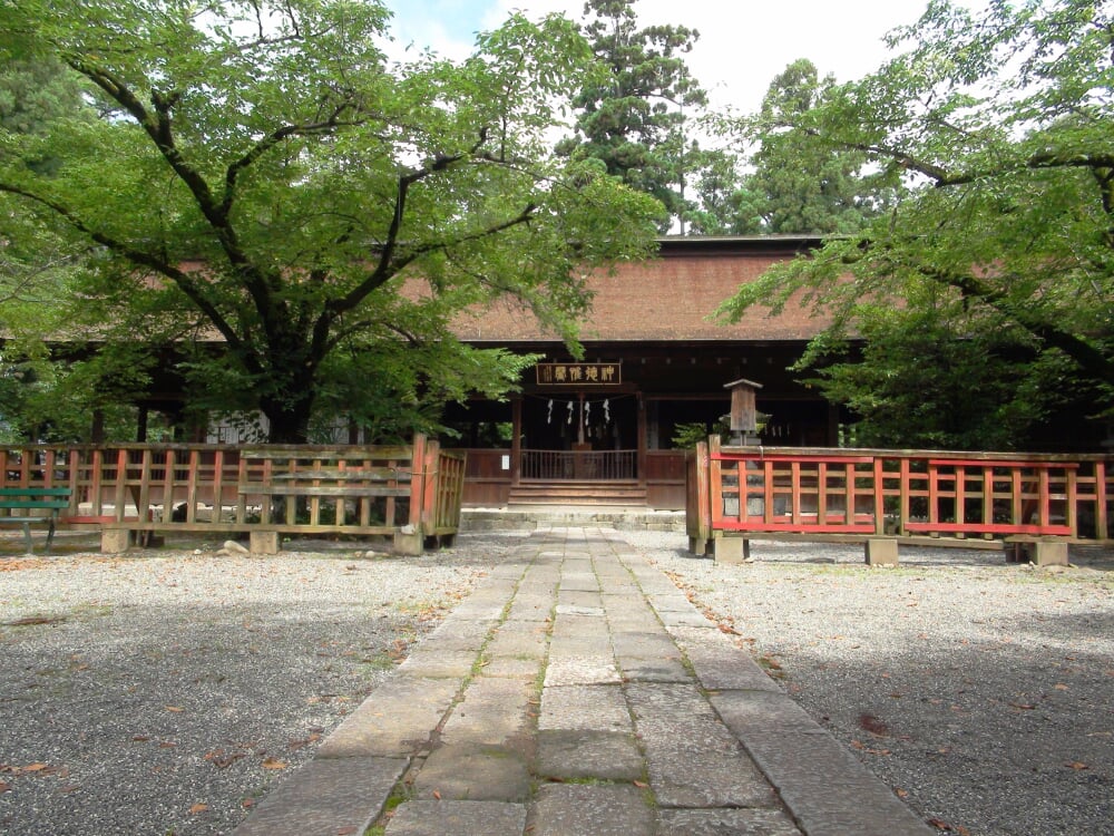大井俣窪八幡神社の写真2