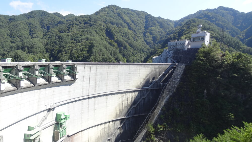 小渋ダムの写真2