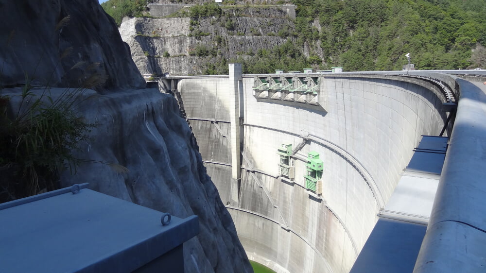 小渋ダムの写真3