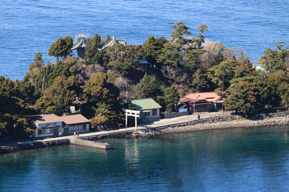 大瀬神社の写真3
