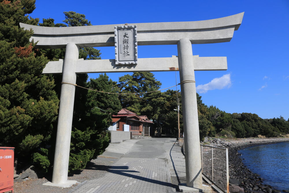 大瀬神社の写真1