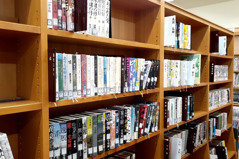 多治見市図書館笠原分館の写真4