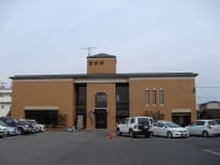 美濃加茂市中央図書館