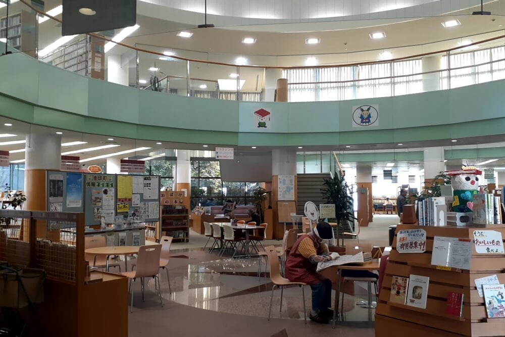 池田町図書館の写真4