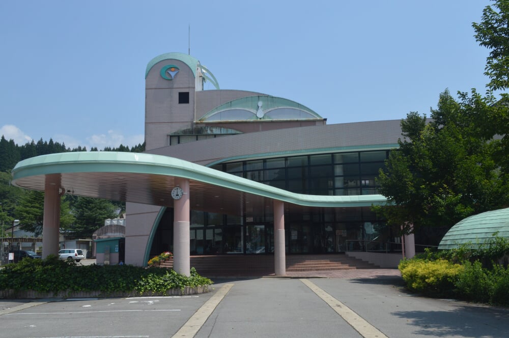 郡上市図書館の写真2