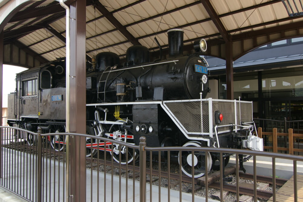 恵那市中央図書館の写真3