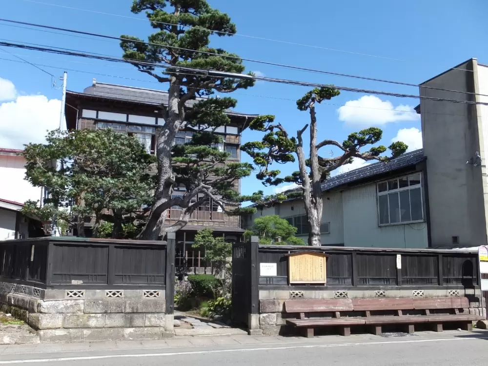 旧石田理吉家の写真1