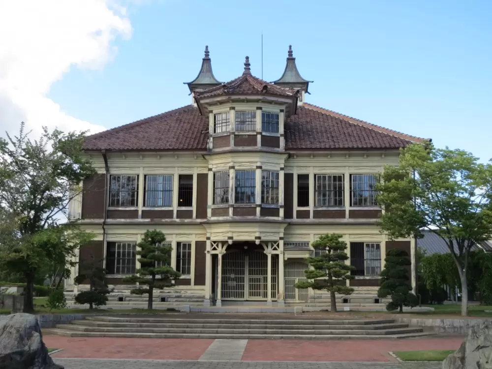 旧亀岡家住宅の写真1