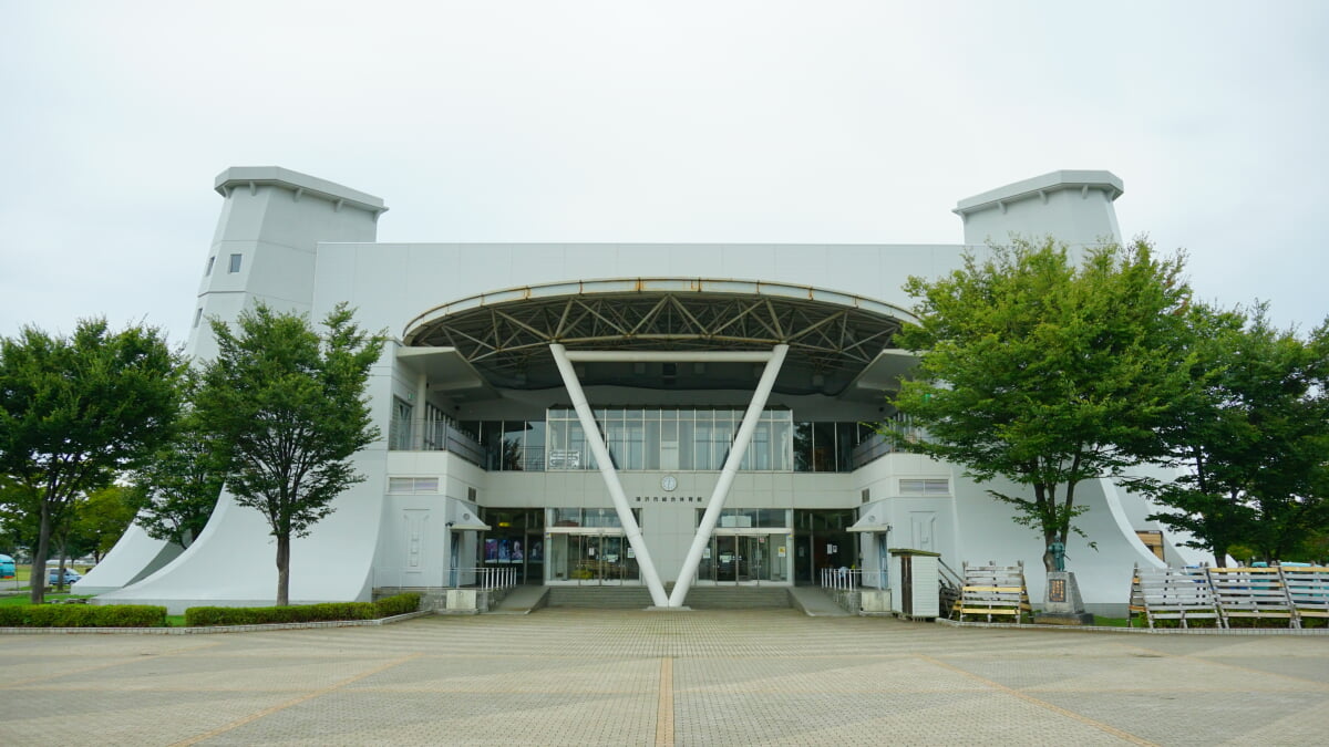 湯沢市総合体育館の写真2