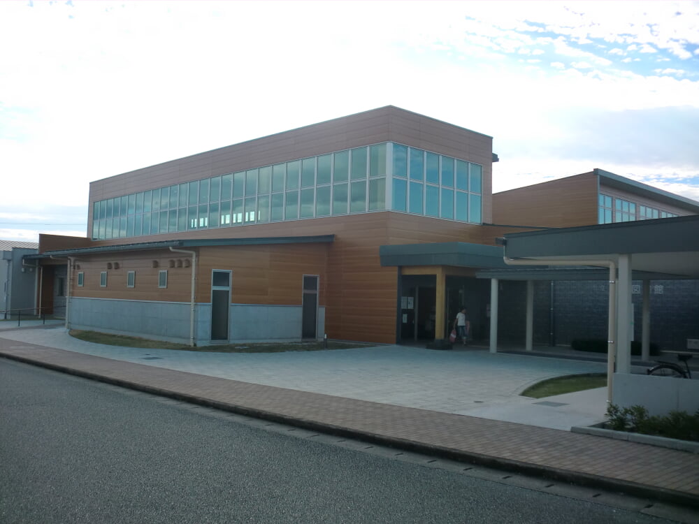 熊本市立城南図書館の写真1