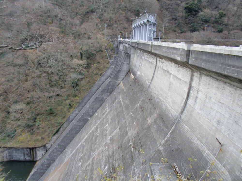 湯原ダムの写真1