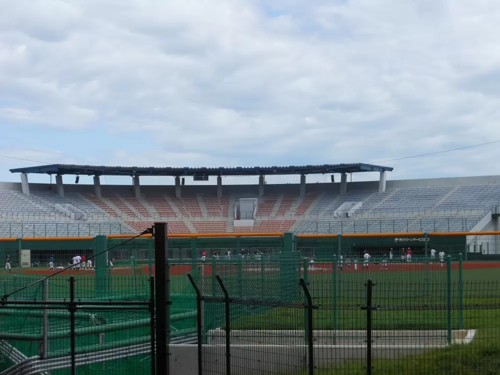 伊勢市倉田山公園野球場の写真1