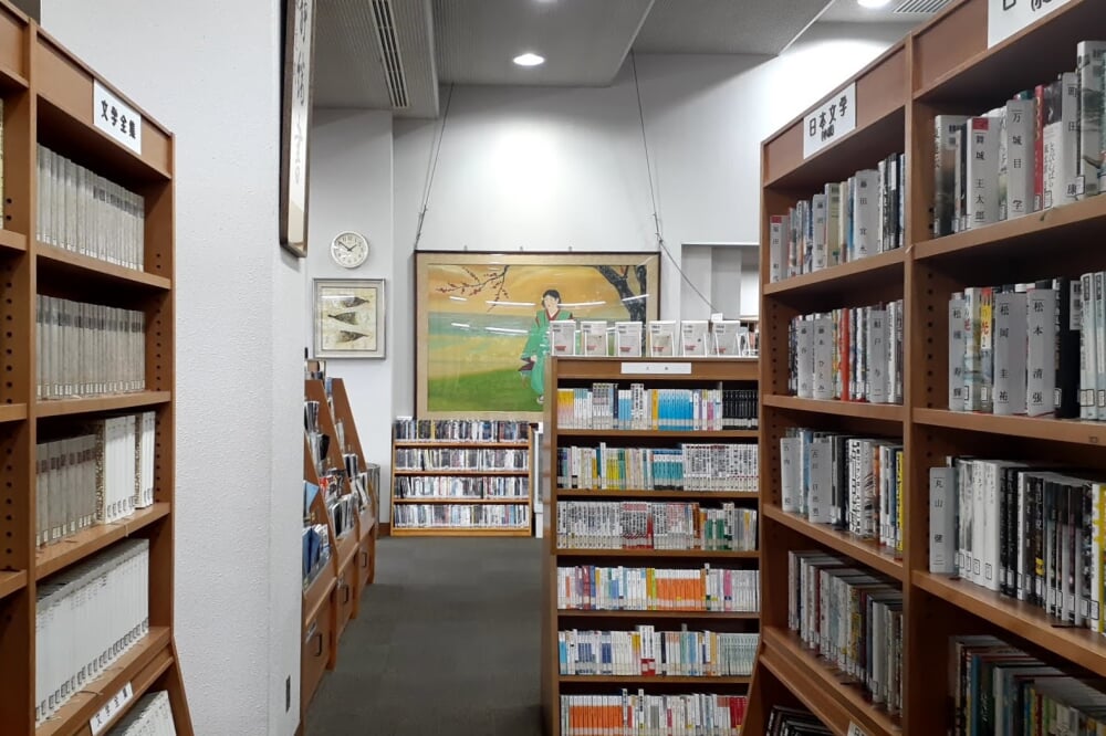 阿久比町立図書館の写真2