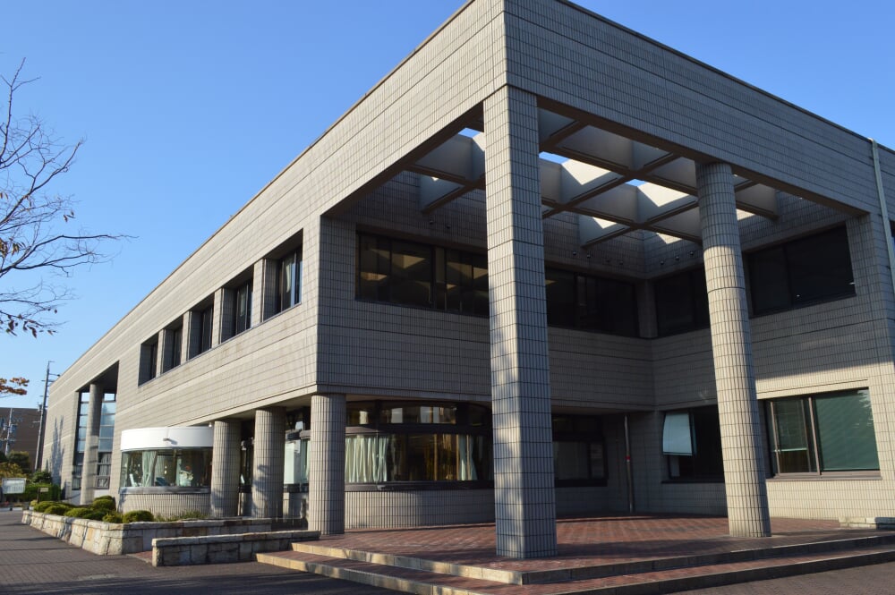 知立市図書館の写真1