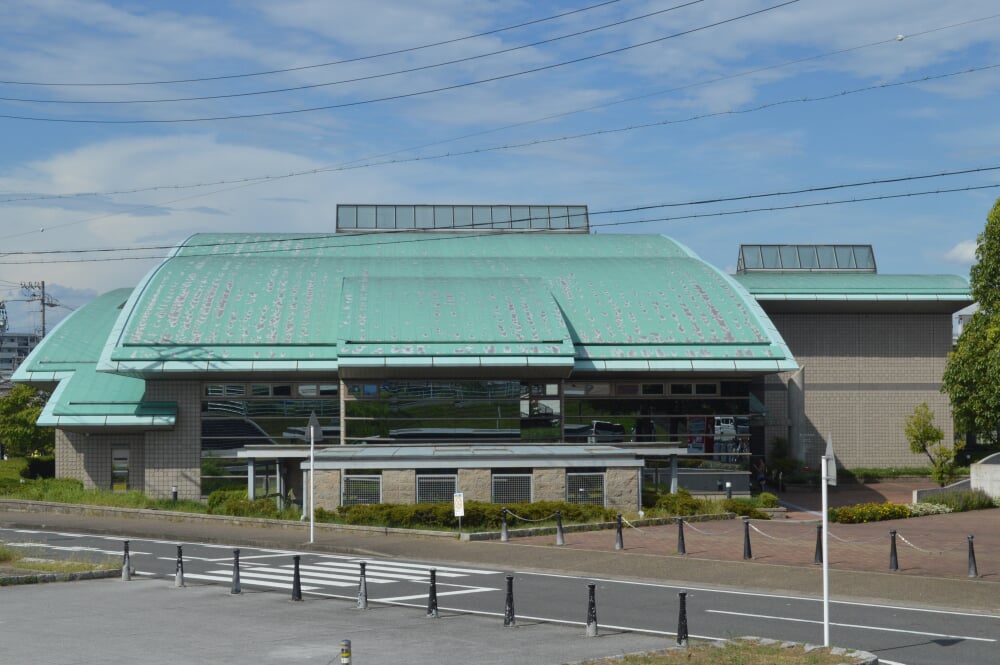 蟹江町図書館の写真2