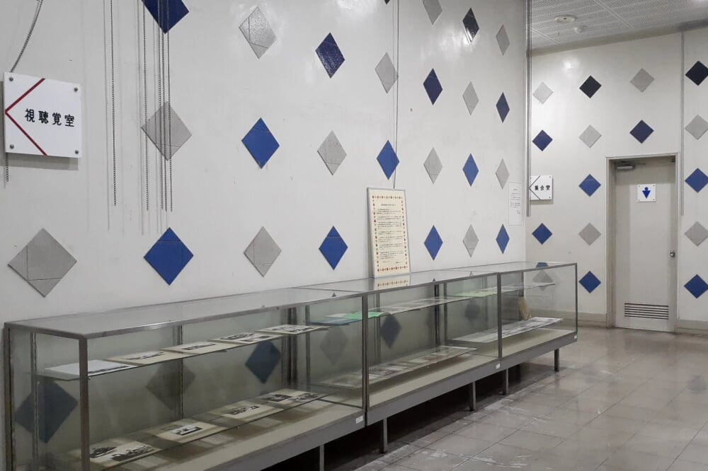 小牧市立図書館の写真3