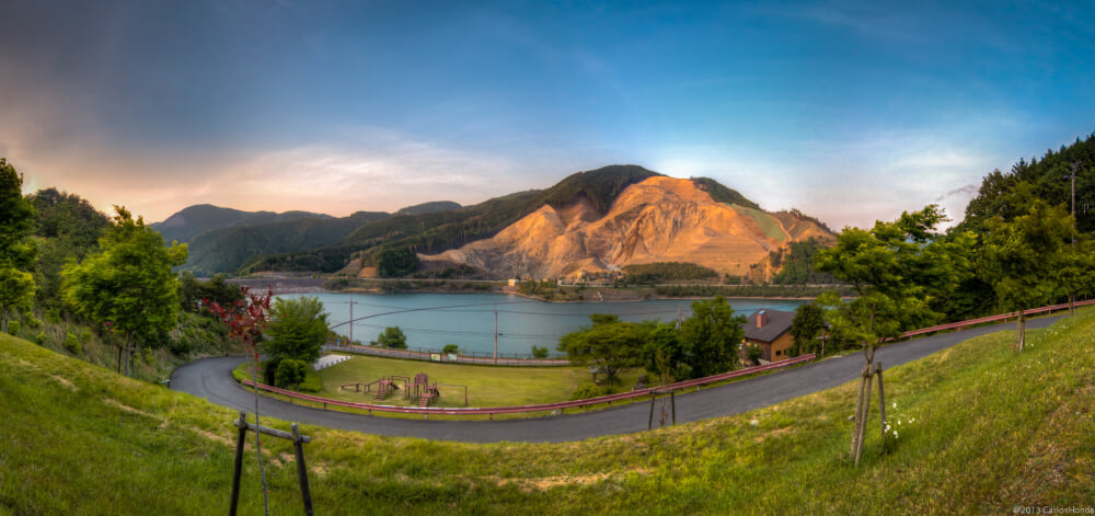 青土ダムの写真3