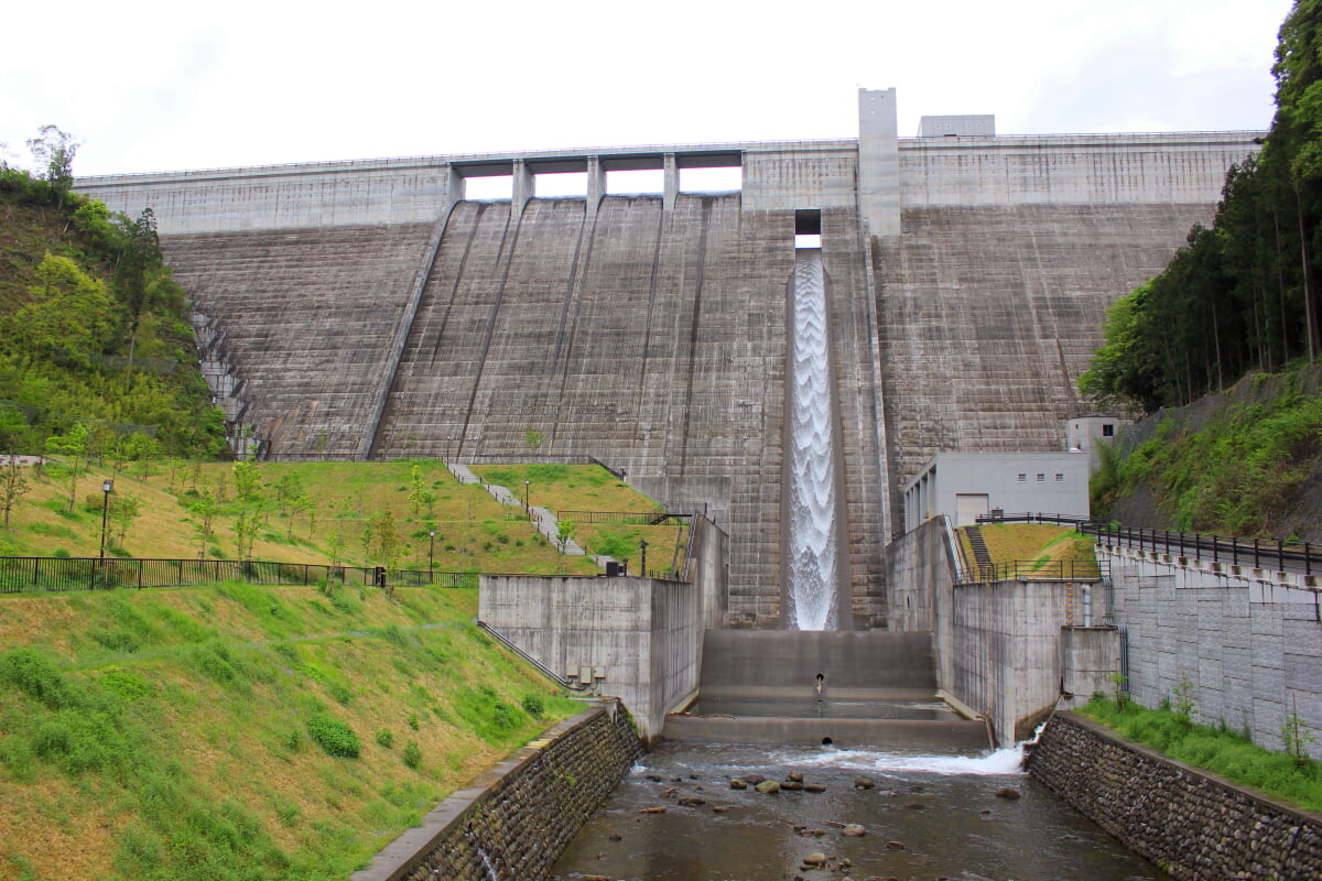大山ダムの写真1