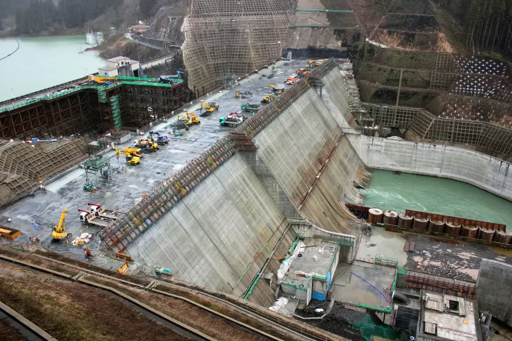 津軽ダムの写真1