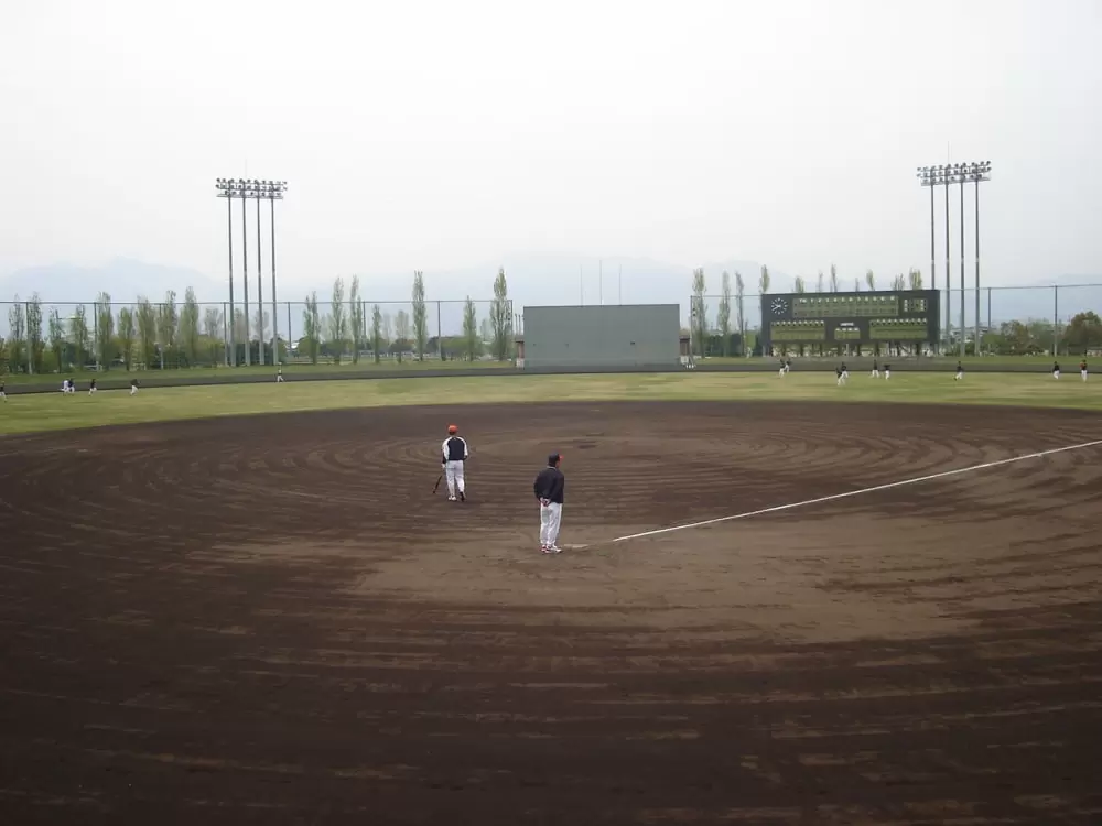 東予運動公園野球場の写真1