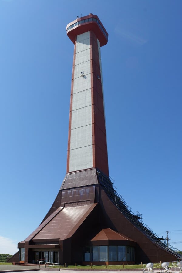 開基百年記念塔の写真2