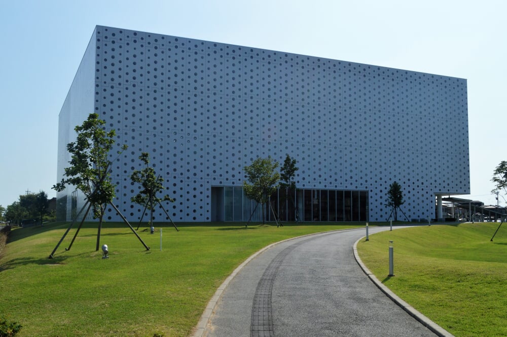 金沢海みらい図書館の写真3