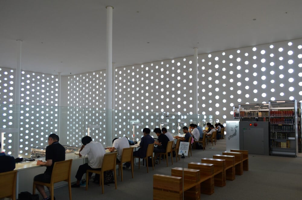 金沢海みらい図書館の写真6