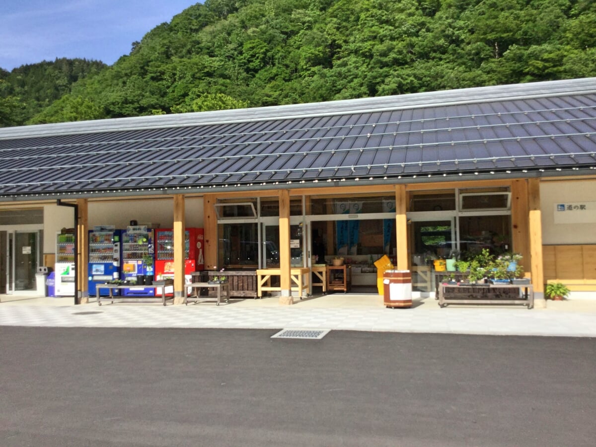 道の駅 清流の里・しろとりの写真3