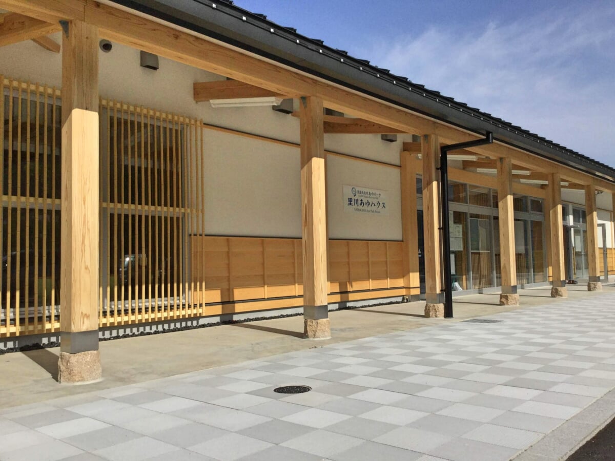 道の駅 清流の里・しろとりの写真4