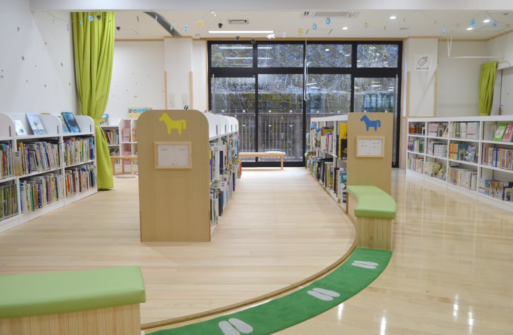 木曽町図書館の写真9