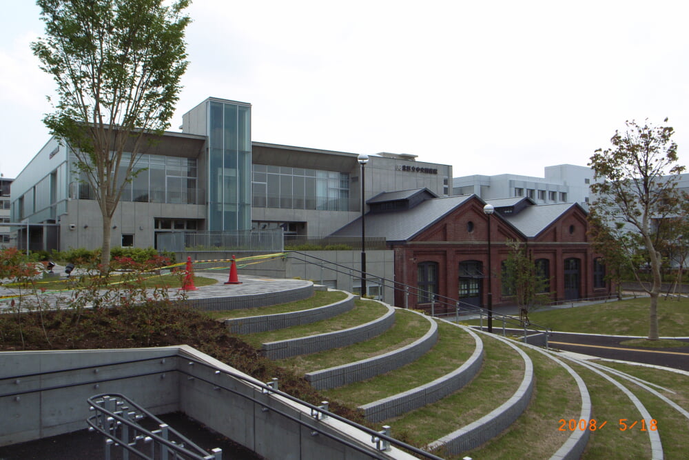 中央図書館の写真1