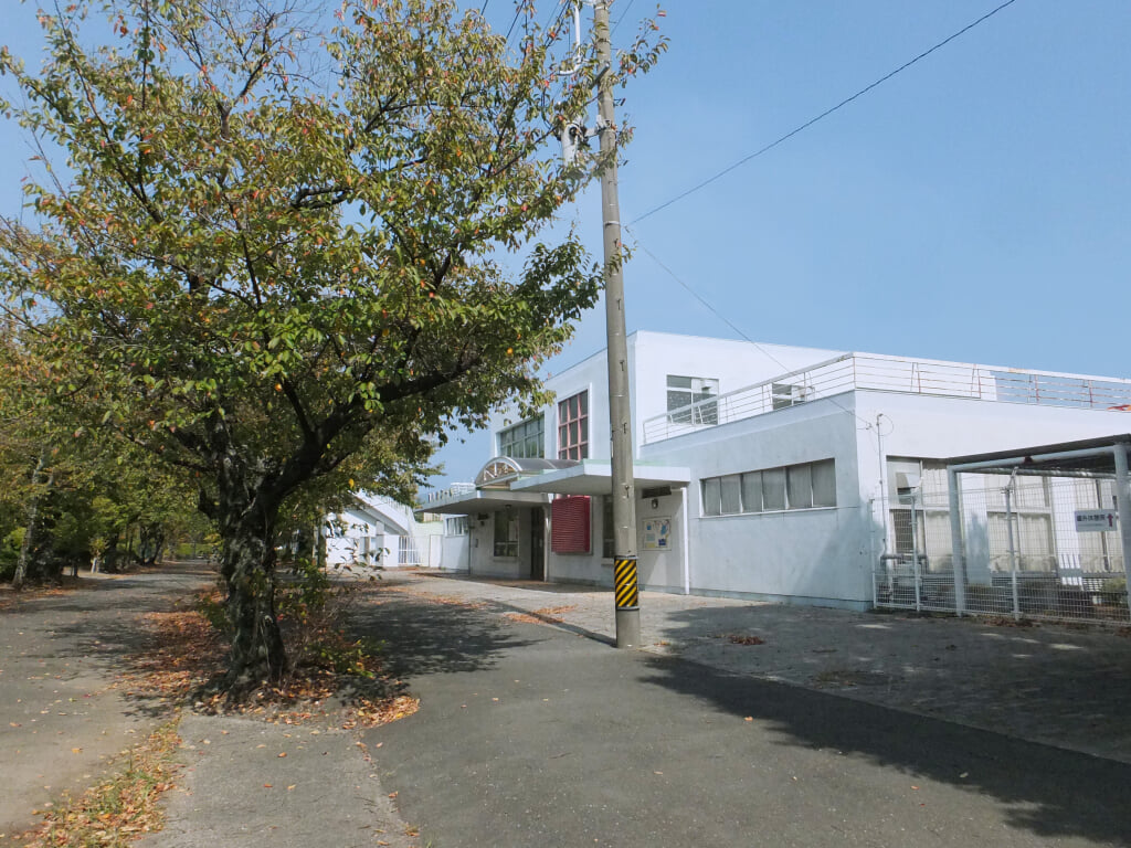 豊川市プールの写真2