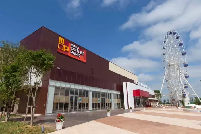 三井アウトレットパーク 北陸小矢部の写真1